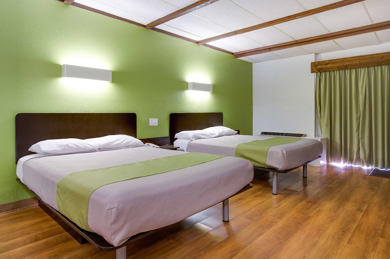 Motel 6 Geneva
