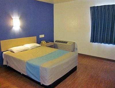 Motel 6 Kokomo
