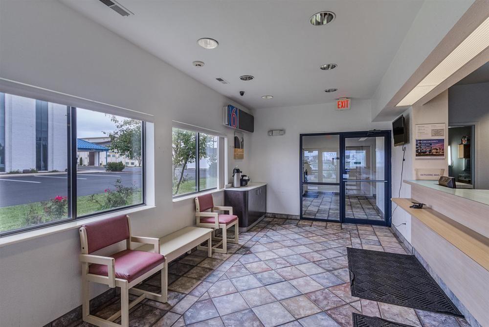 Motel 6 Kokomo