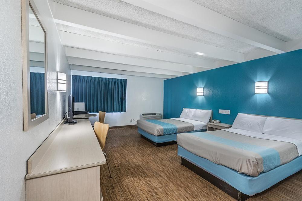 Motel 6 Kokomo