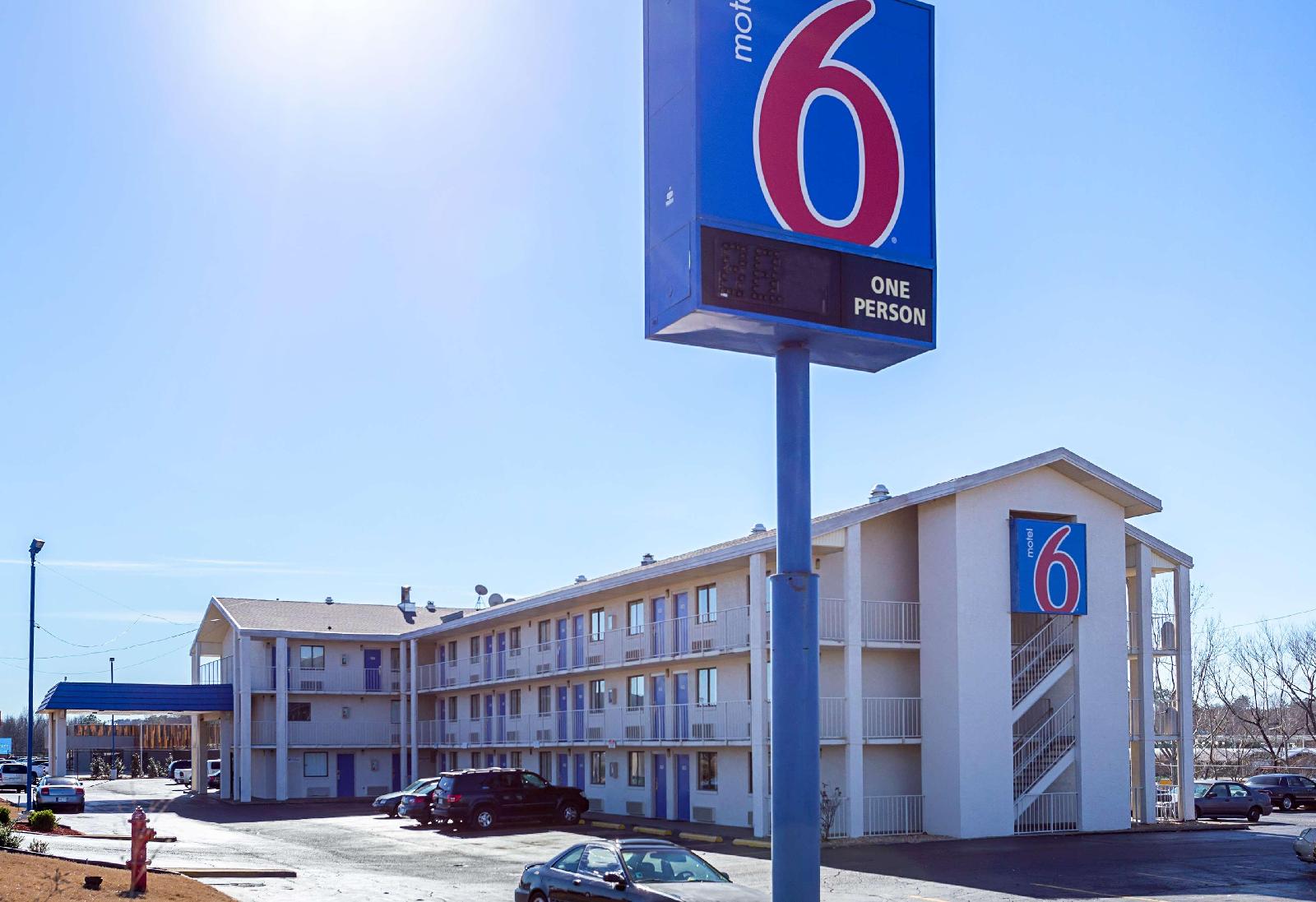 Motel 6 Jackson MS