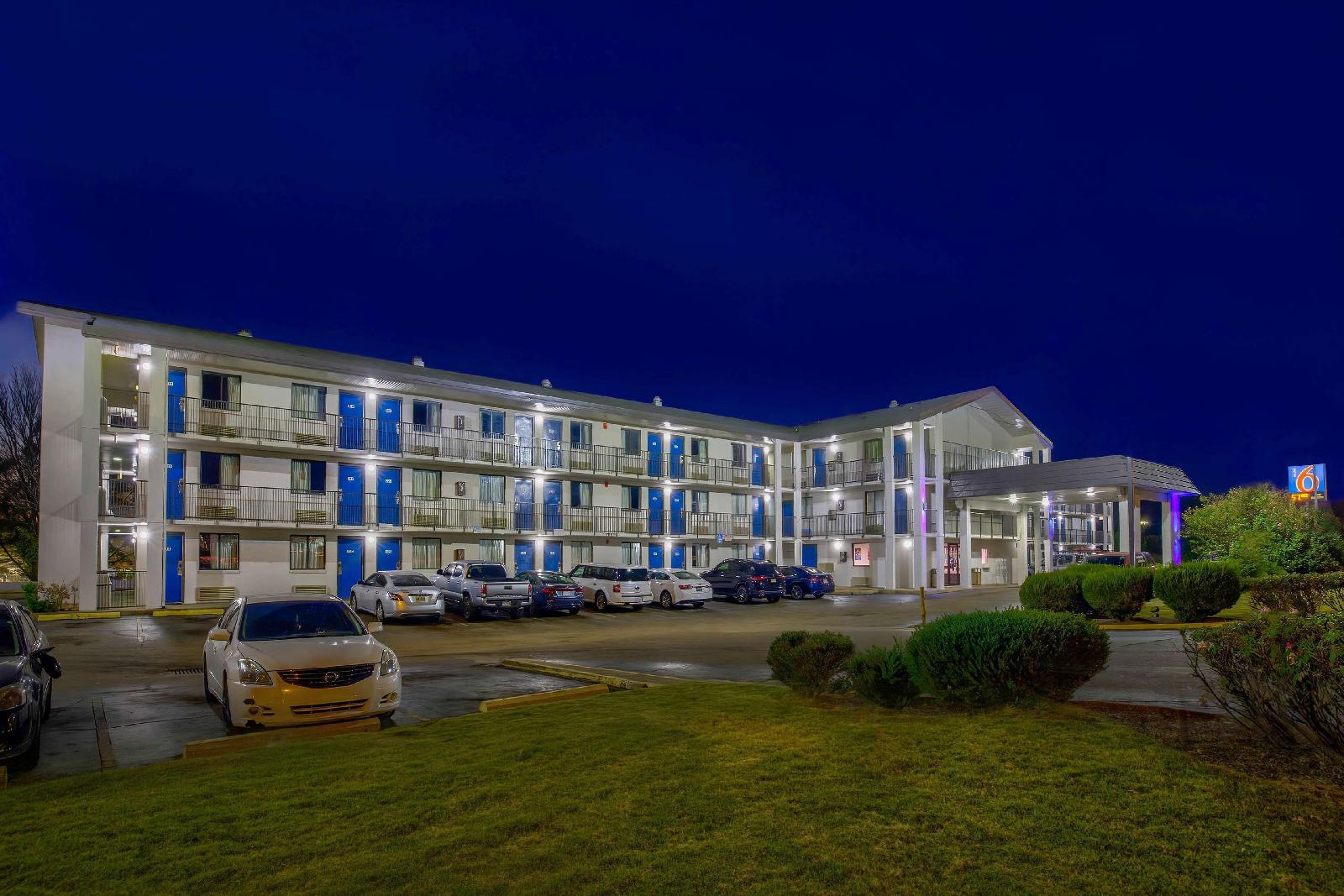 Motel 6 Jackson MS