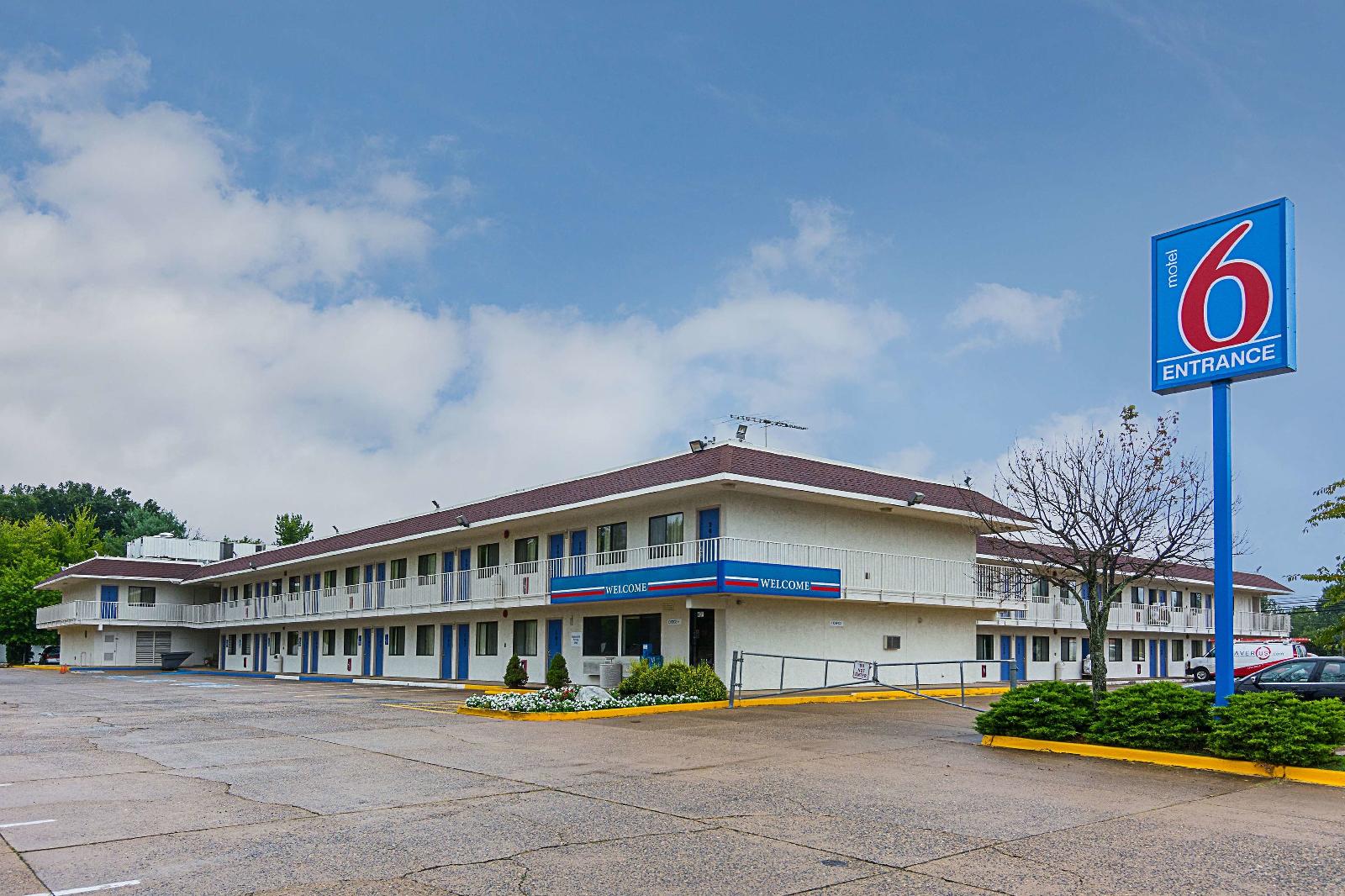 Motel 6 Fredericksburg - North