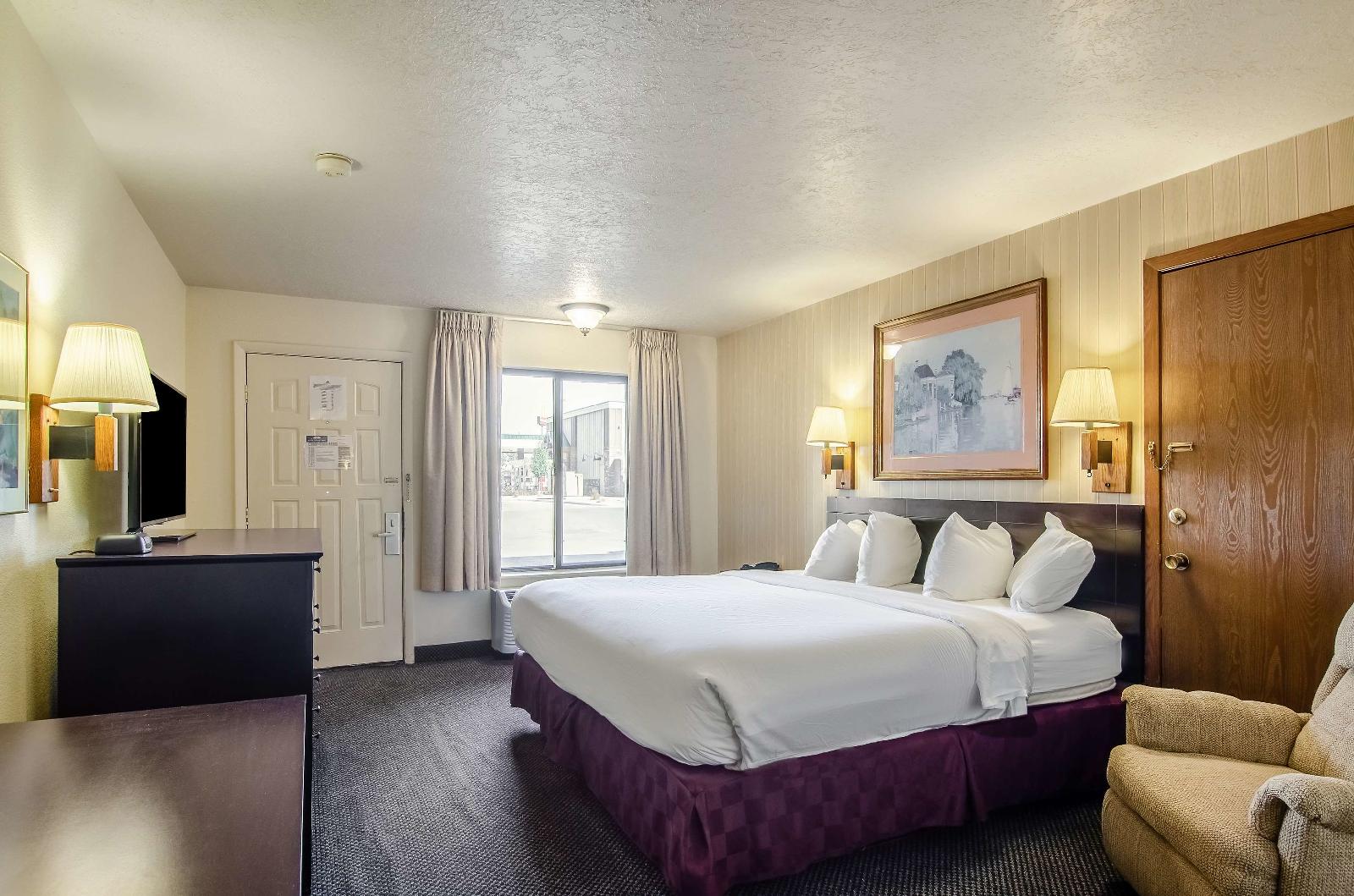 Americas Best Value Inn & Suites - Fort Collins East / I-25
