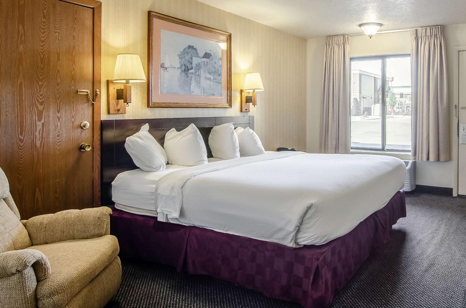 Americas Best Value Inn & Suites - Fort Collins East / I-25