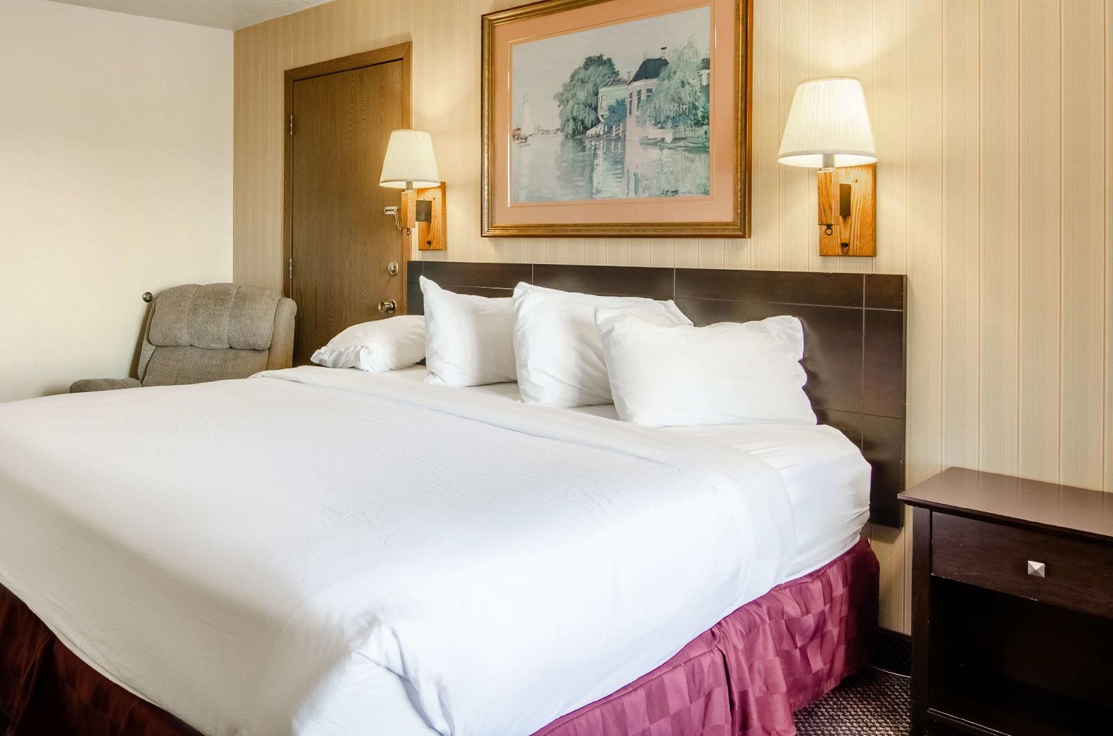 Americas Best Value Inn & Suites - Fort Collins East / I-25