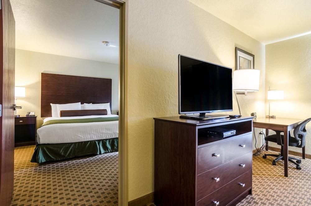 Cobblestone Inn & Suites Kersey