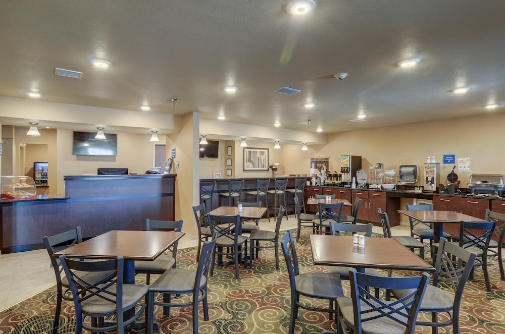 Cobblestone Inn & Suites Kersey