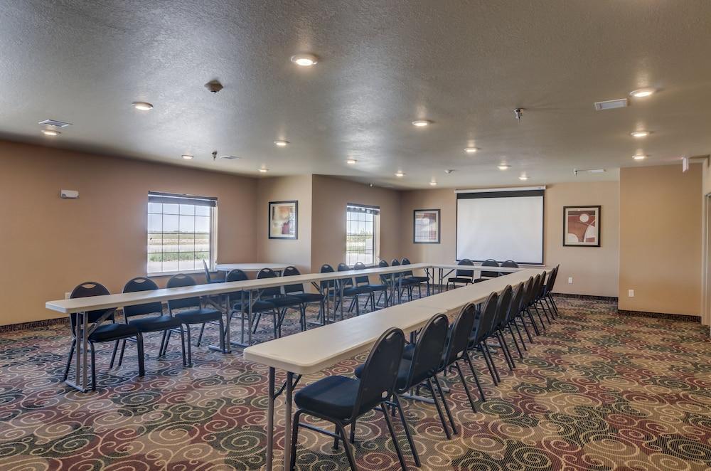 Cobblestone Inn & Suites Kersey