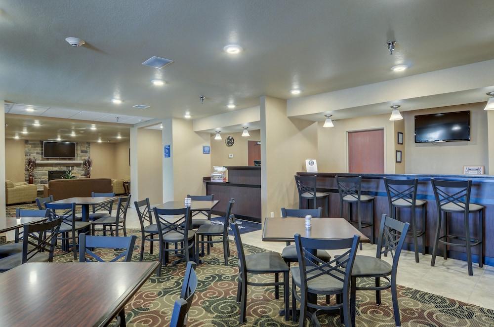 Cobblestone Inn & Suites Kersey