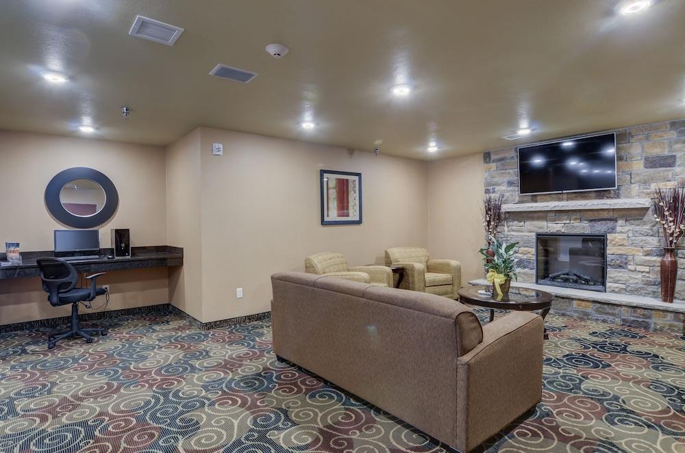 Cobblestone Inn & Suites Kersey
