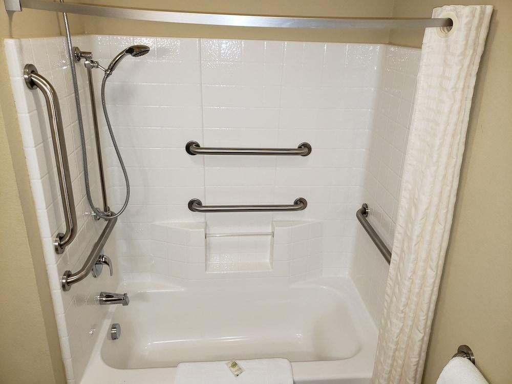 Cobblestone Inn & Suites Kersey