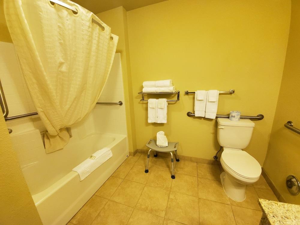 Cobblestone Inn & Suites Kersey