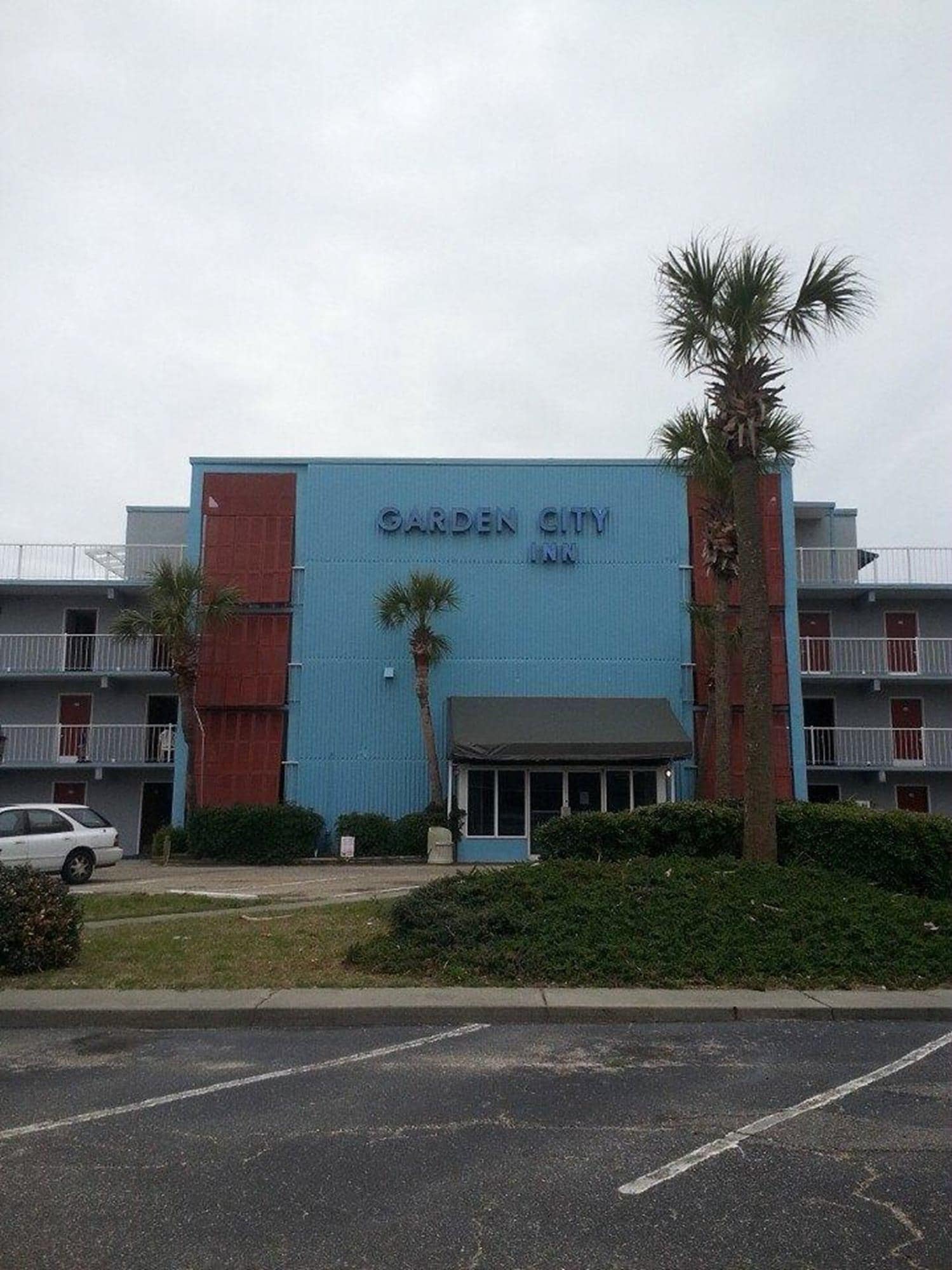 Garden City Inn