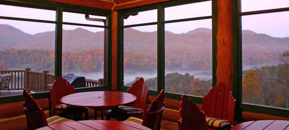 Wildberry Lodge