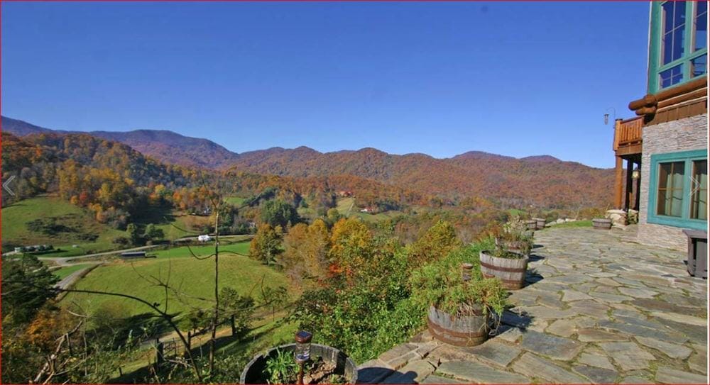 Wildberry Lodge