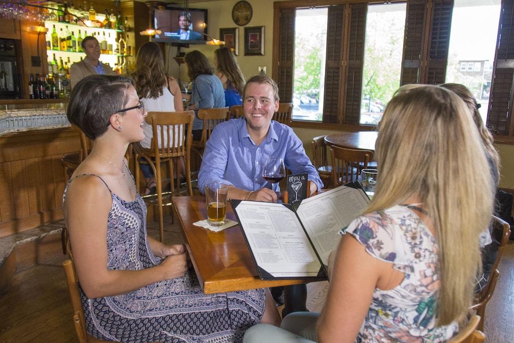 Boulevard Inn - St. Joseph / Benton Harbor / Stevensville