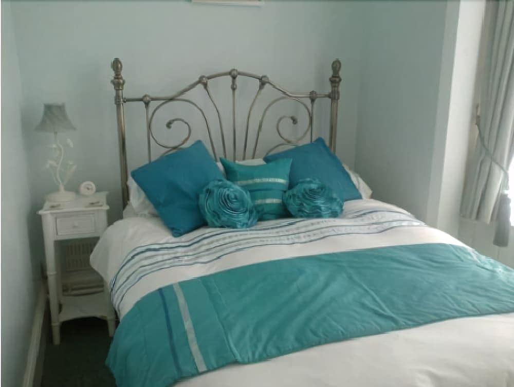 Courtenay House - B&B
