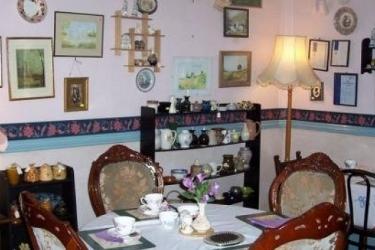 Courtenay House - B&B