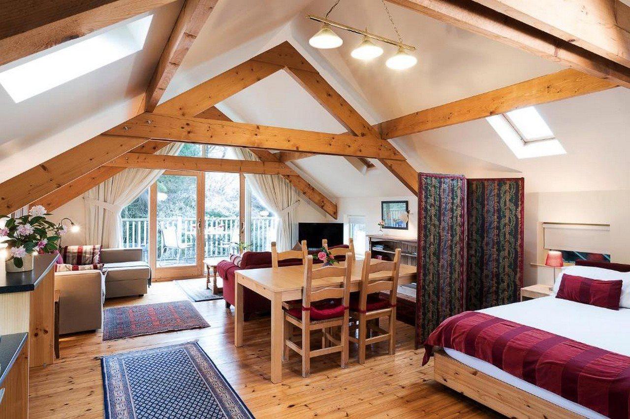 Cherryhill Lodge