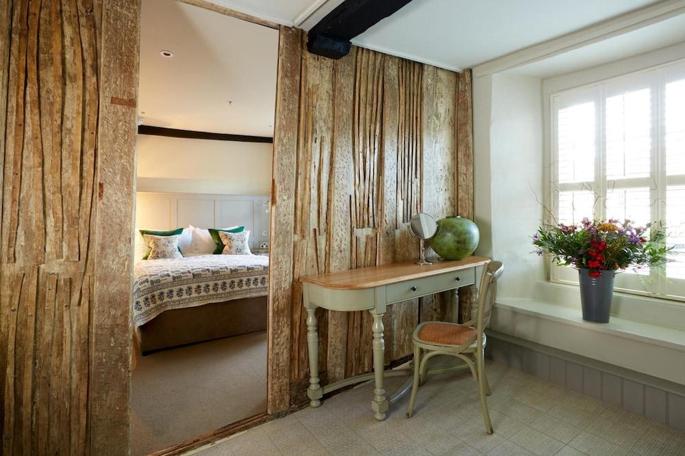 The Bull Hotel