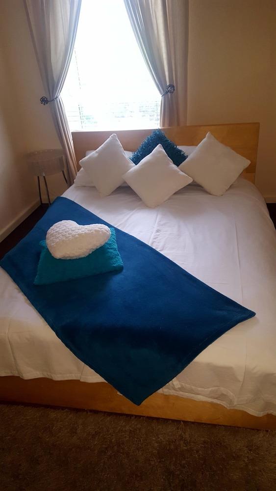 Tony Asga Apartments - Sakina Apartment