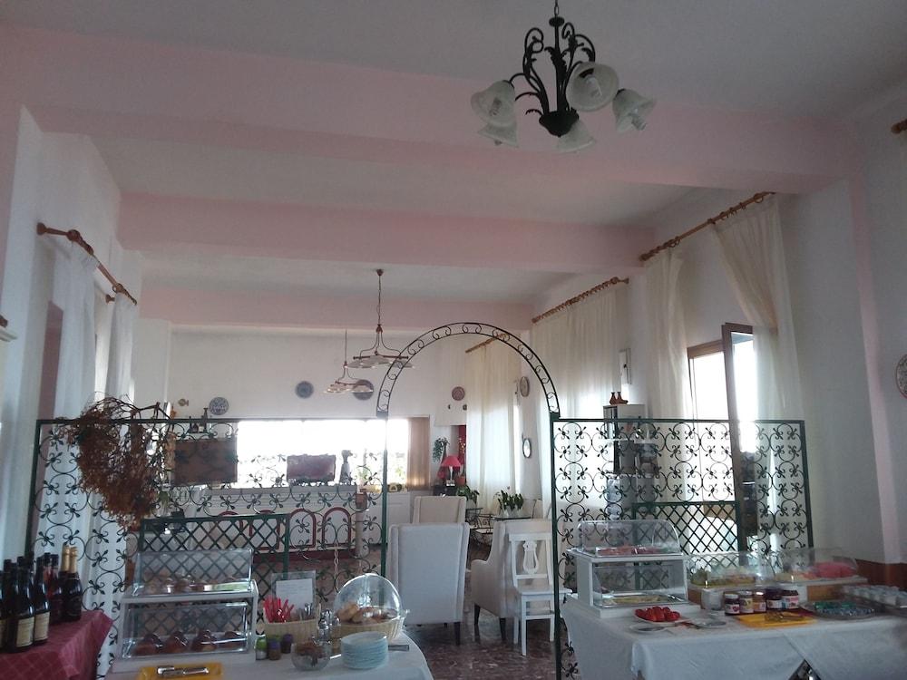 Hotel Orpheus