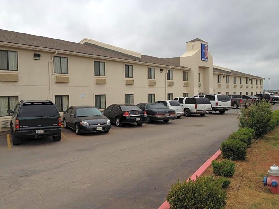 Motel 6 Elk City OK