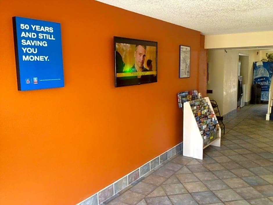 Motel 6 Elk City OK