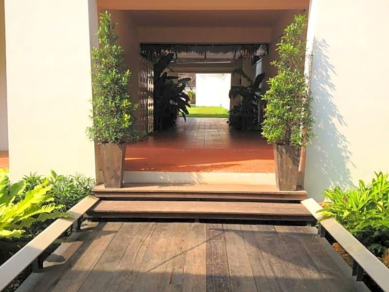 Kanpura Hotel Kanchanaburi