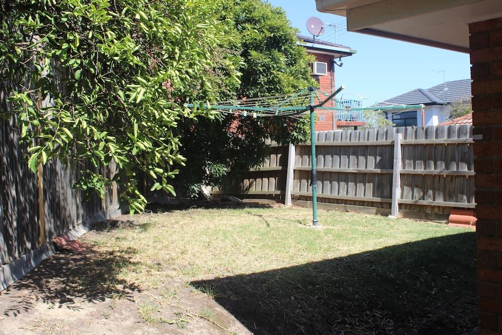 Australian Home Away @ Doncaster Anderson Creek 2