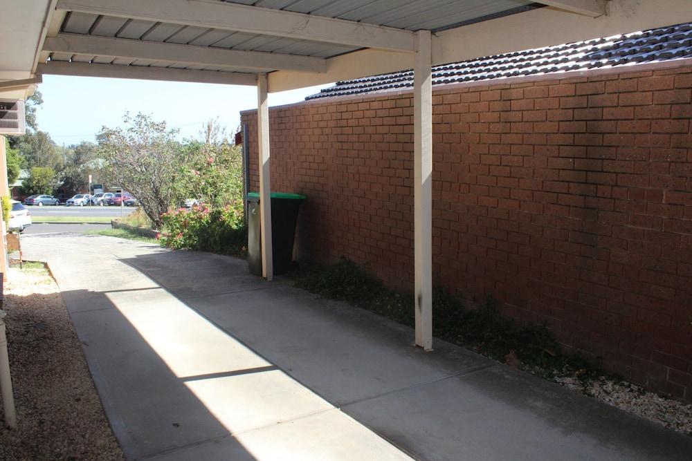 Australian Home Away @ Doncaster Anderson Creek 2