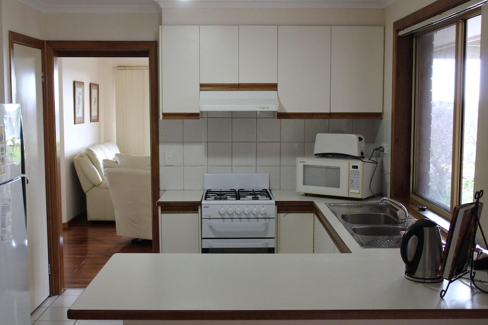 Australian Home Away @ Doncaster Anderson Creek 2