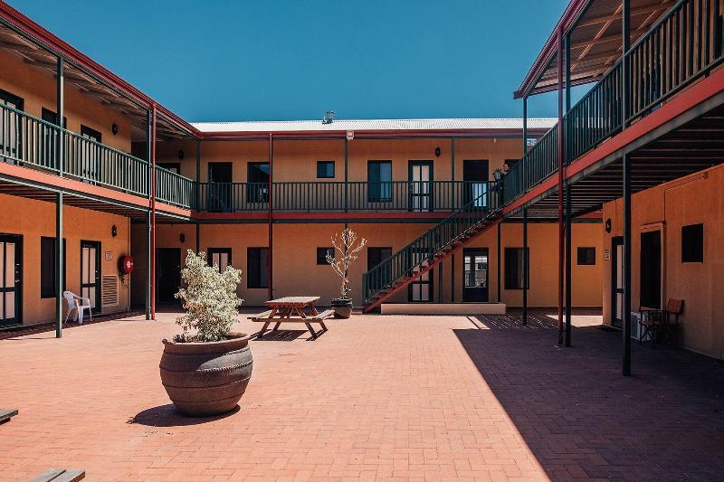 Settlers House