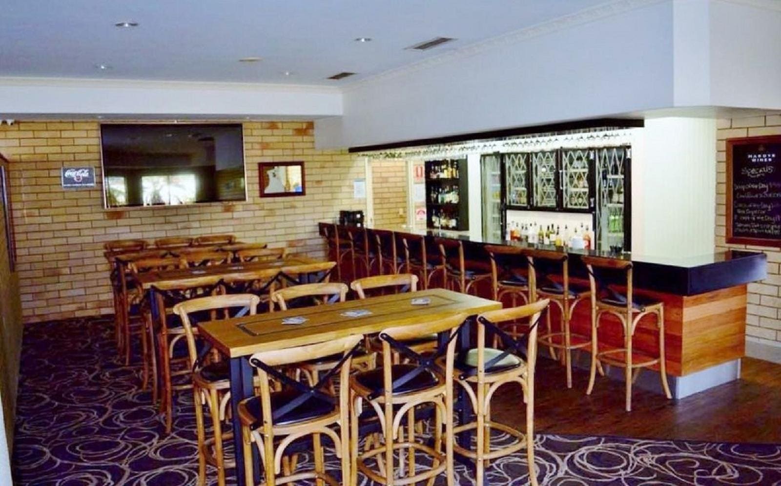 The Western Heritage Motor Inn