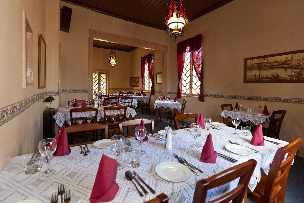 Diamond House Heritage Restaurant and Motor Inn