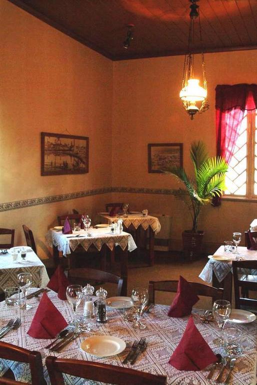 Diamond House Heritage Restaurant and Motor Inn