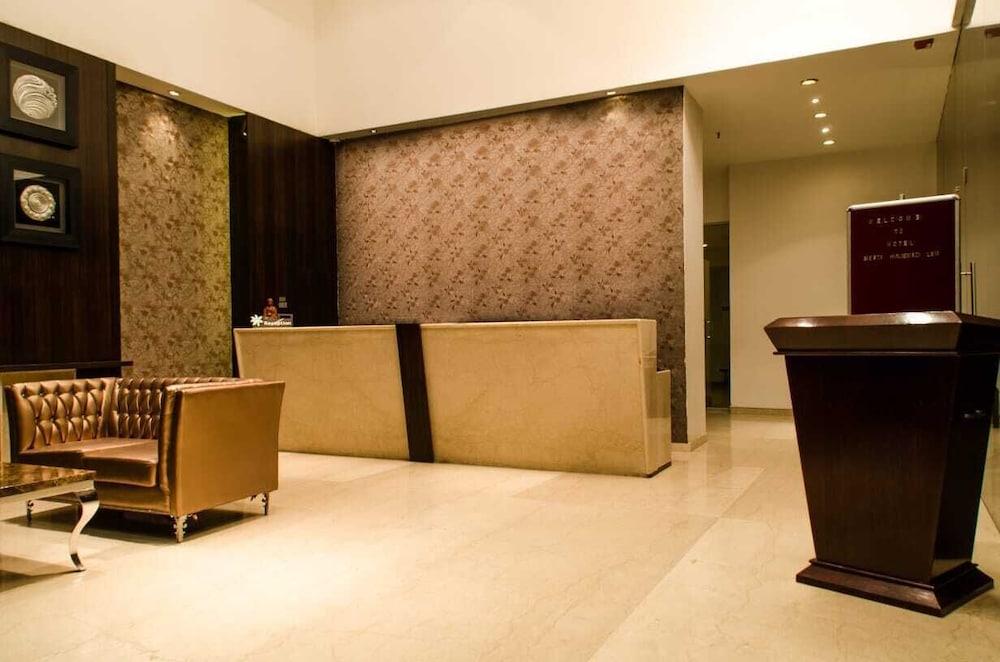 Siesta Hinjewadi Lxia Hotel