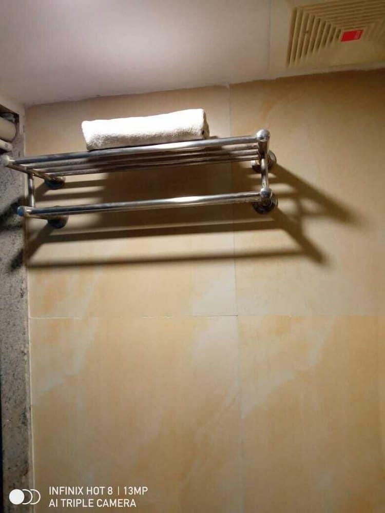 Siesta Hinjewadi Lxia Hotel