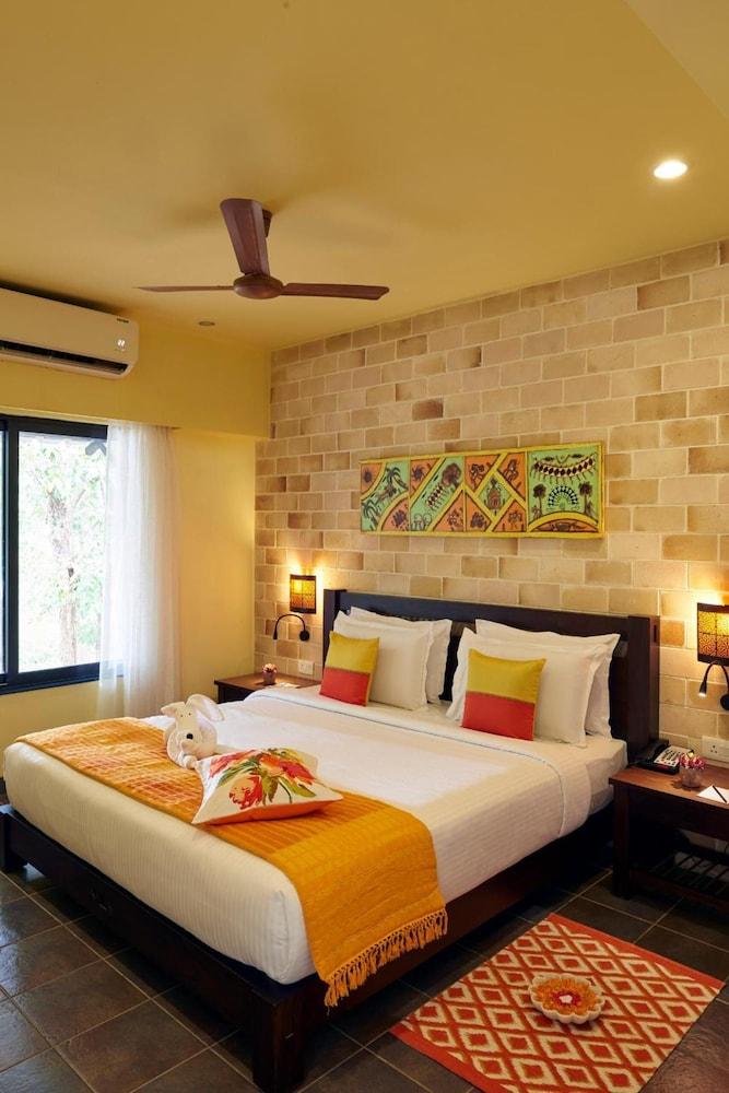 Club Mahindra Kanha