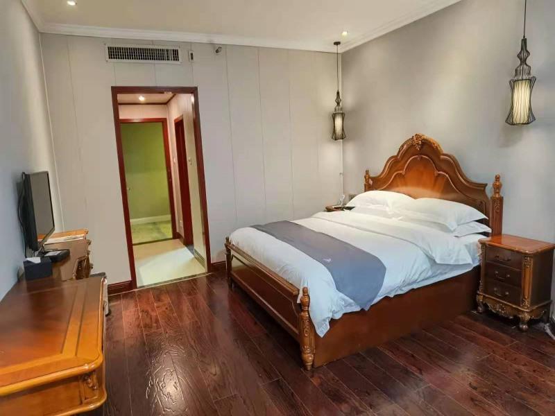 GreenTree Inn Guilin Xiangshan District Railway Station Hotel