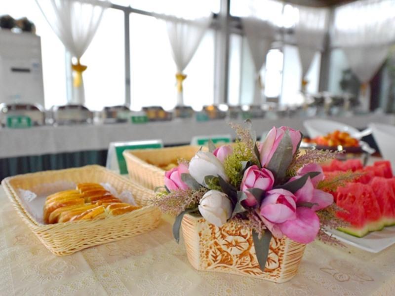 GreenTree Inn Guilin Xiangshan District Railway Station Hotel