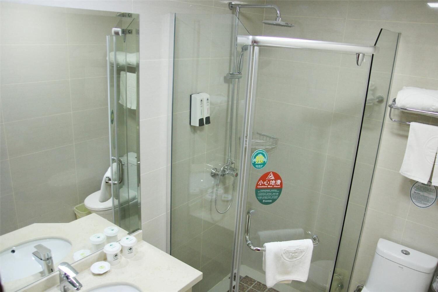 GreenTree Inn Guilin Xiangshan District Railway Station Hotel