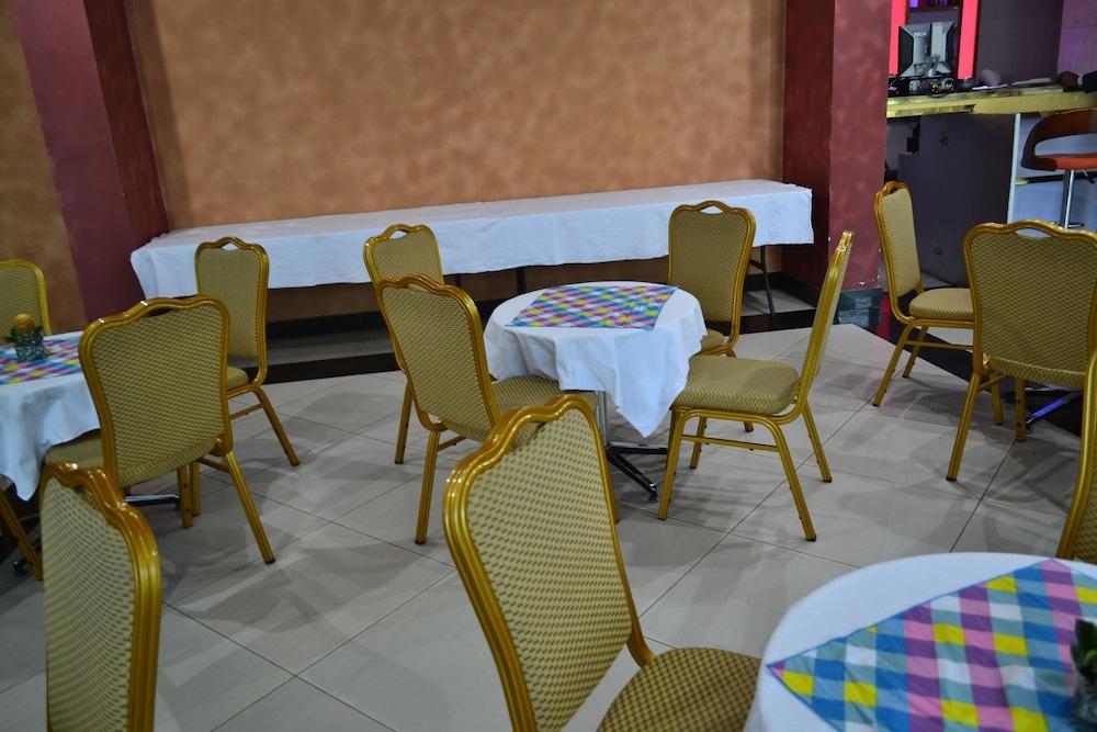 DK Hotel
