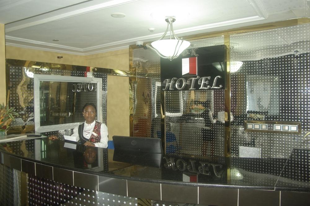 DK Hotel
