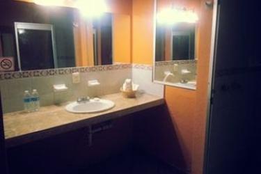 Hotel Plaza Los Arcos