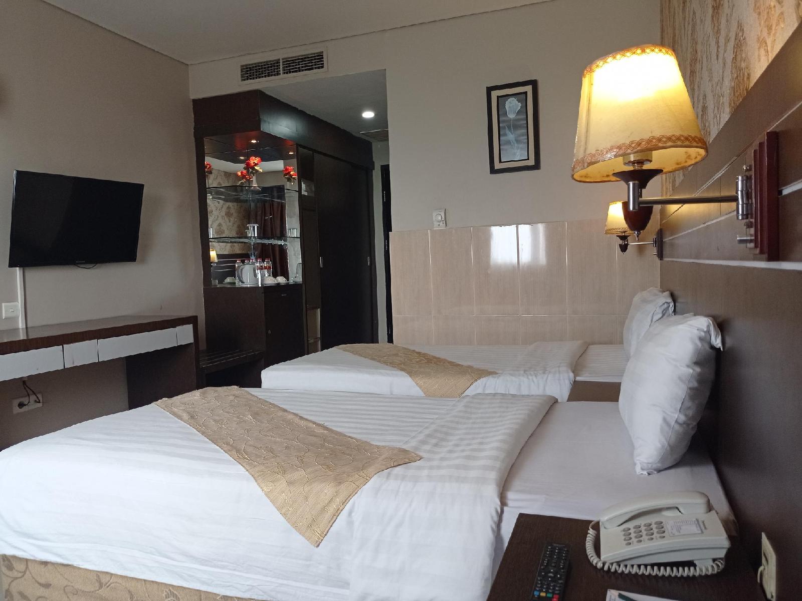 Hotel Grand Antares