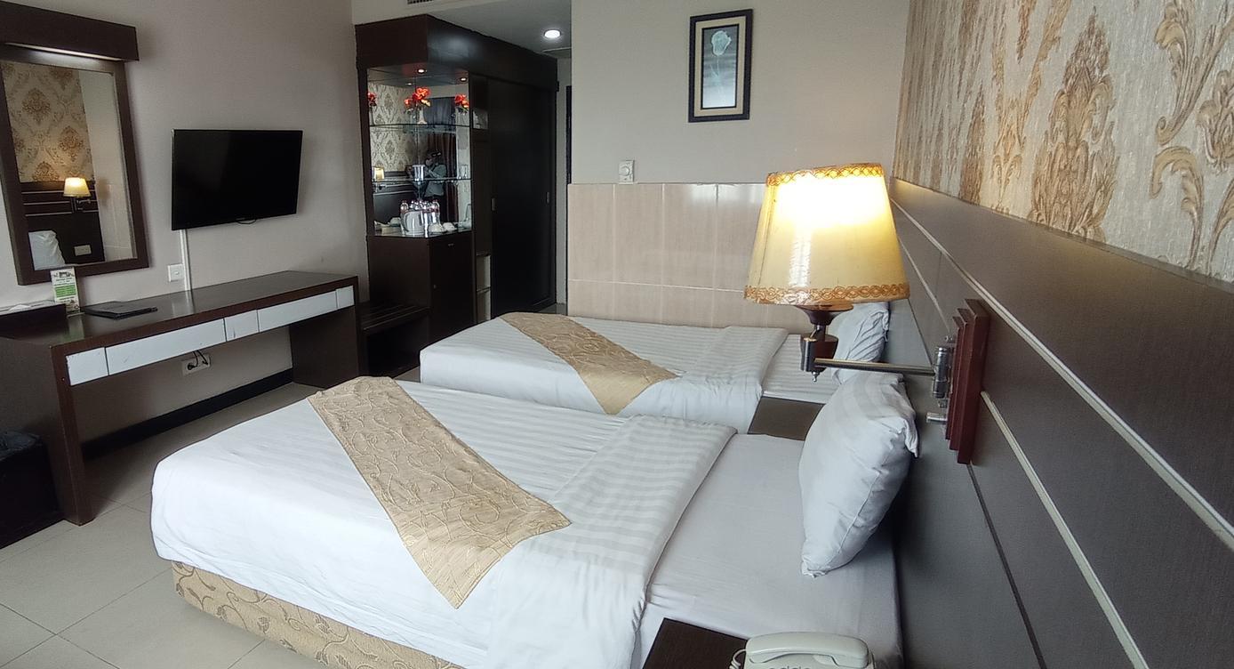 Hotel Grand Antares