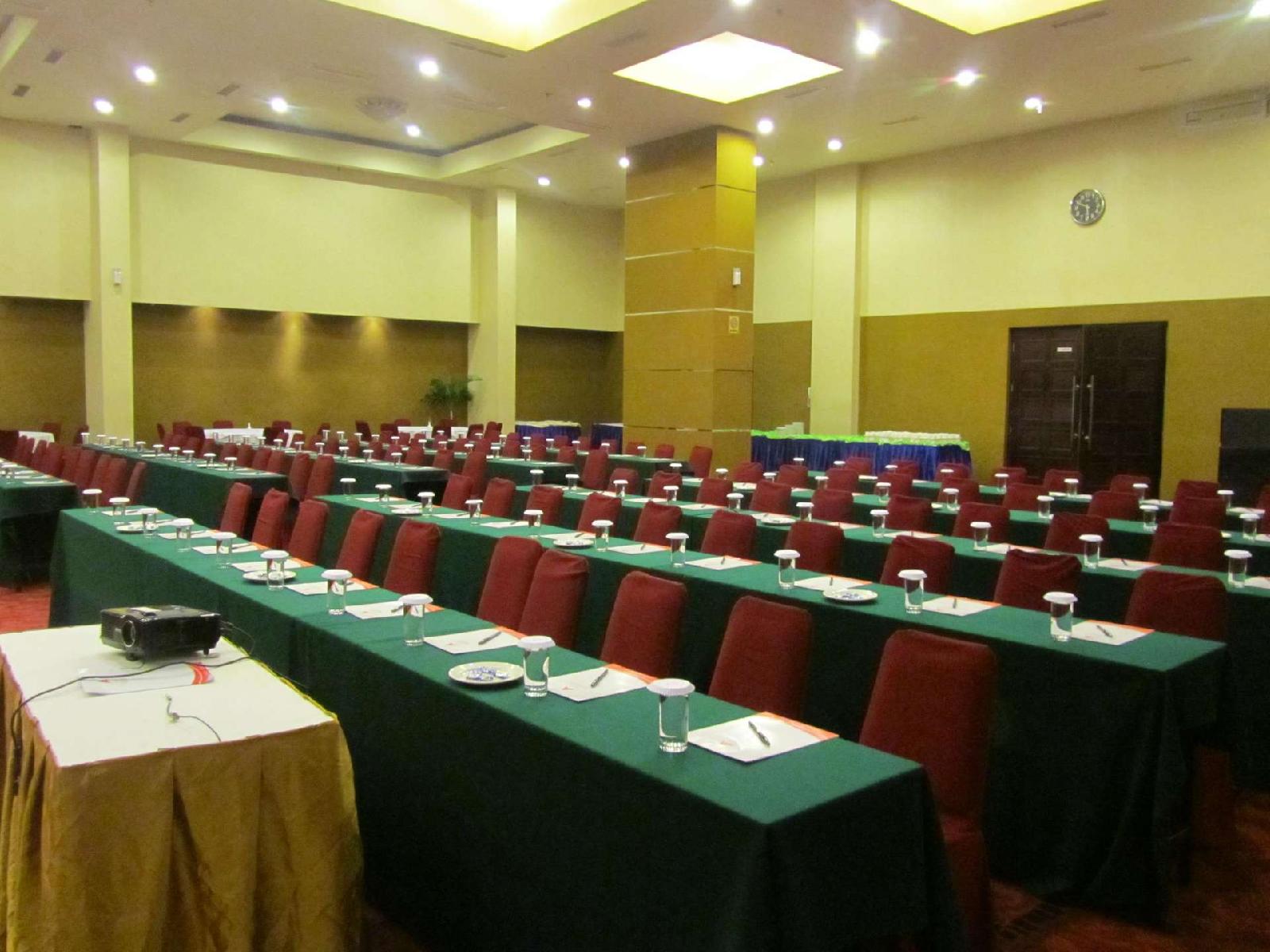Hotel Grand Antares