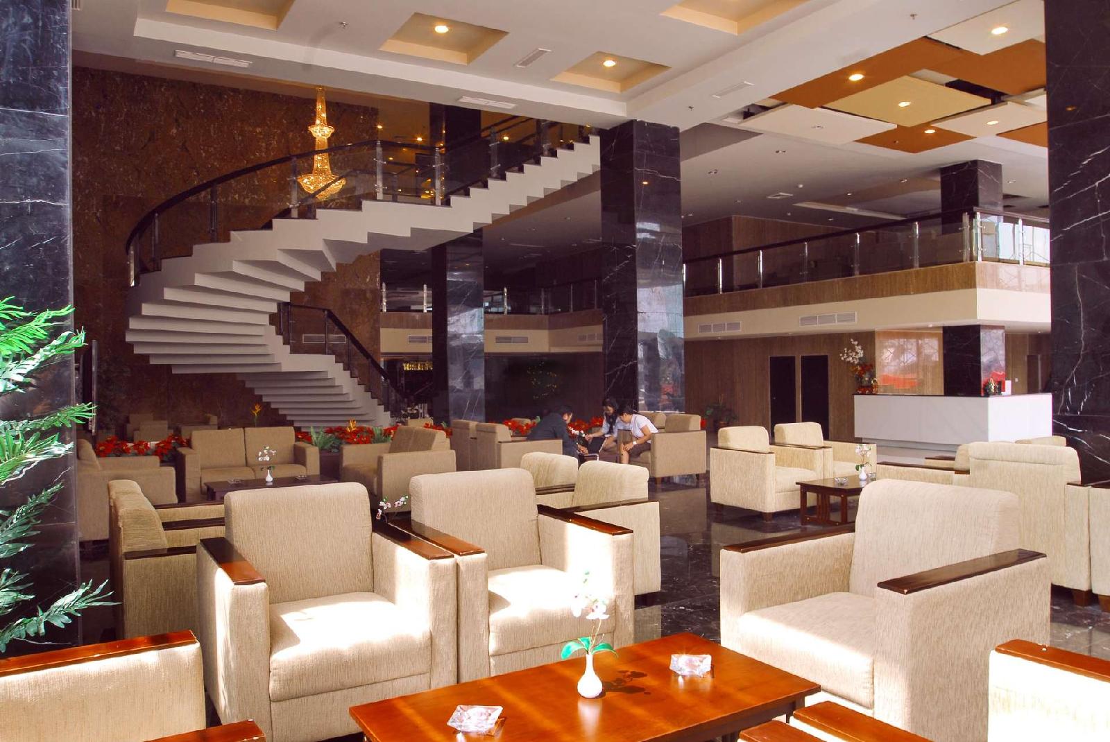Hotel Grand Antares